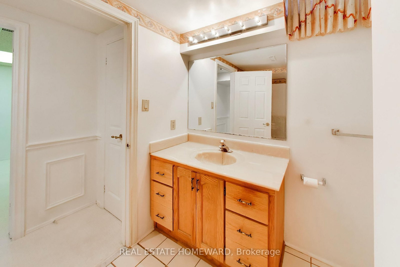 23 Hutchcroft Avenue • Toronto, ON photo 29