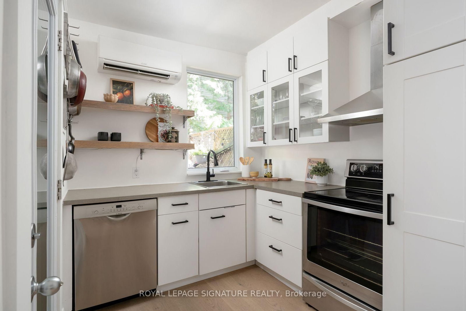 46 Corley Avenue • Toronto, ON photo 20
