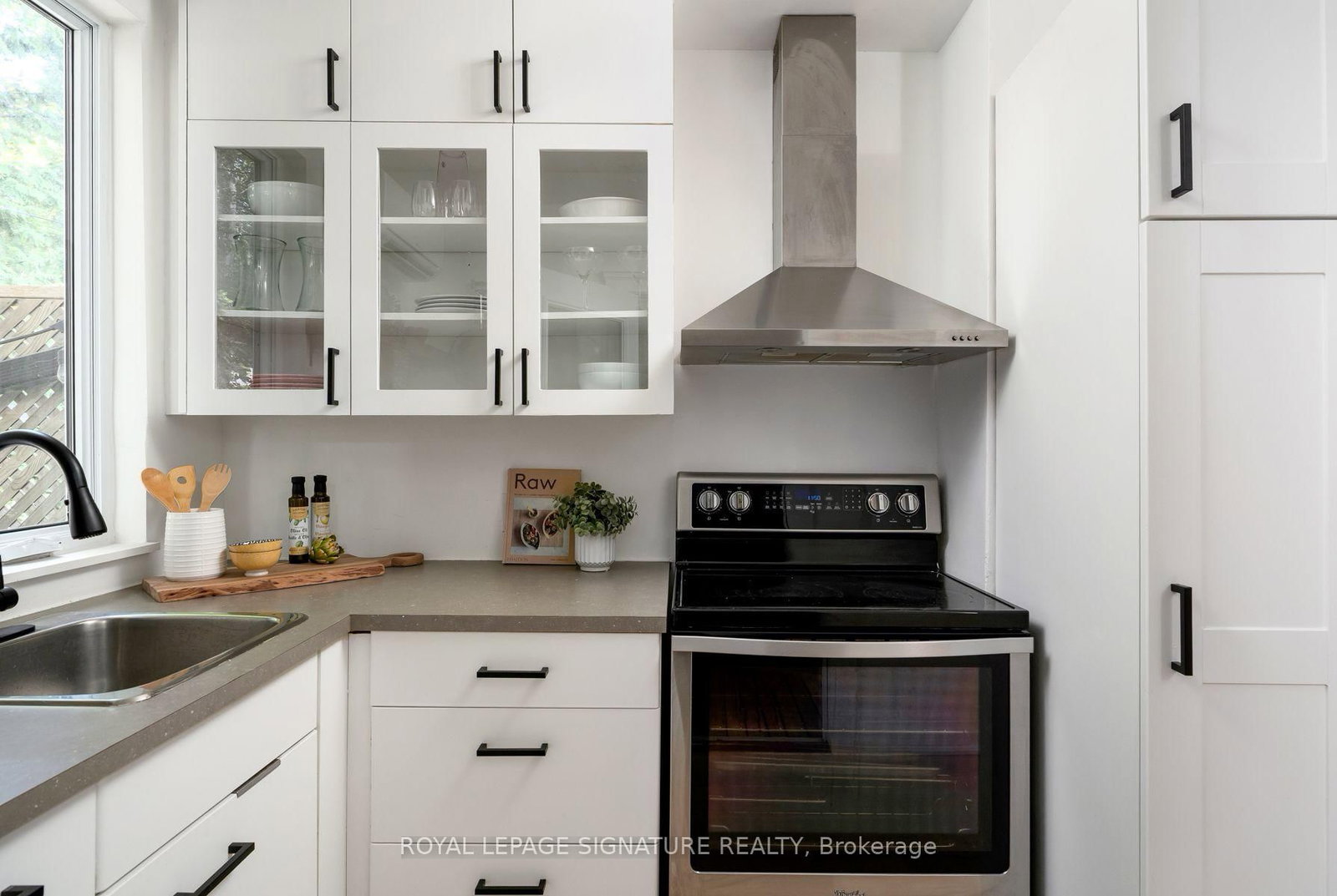 46 Corley Avenue • Toronto, ON photo 21