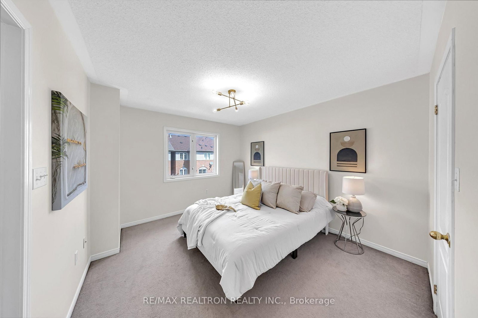 95 Beer Crescent • Ajax, ON photo 13