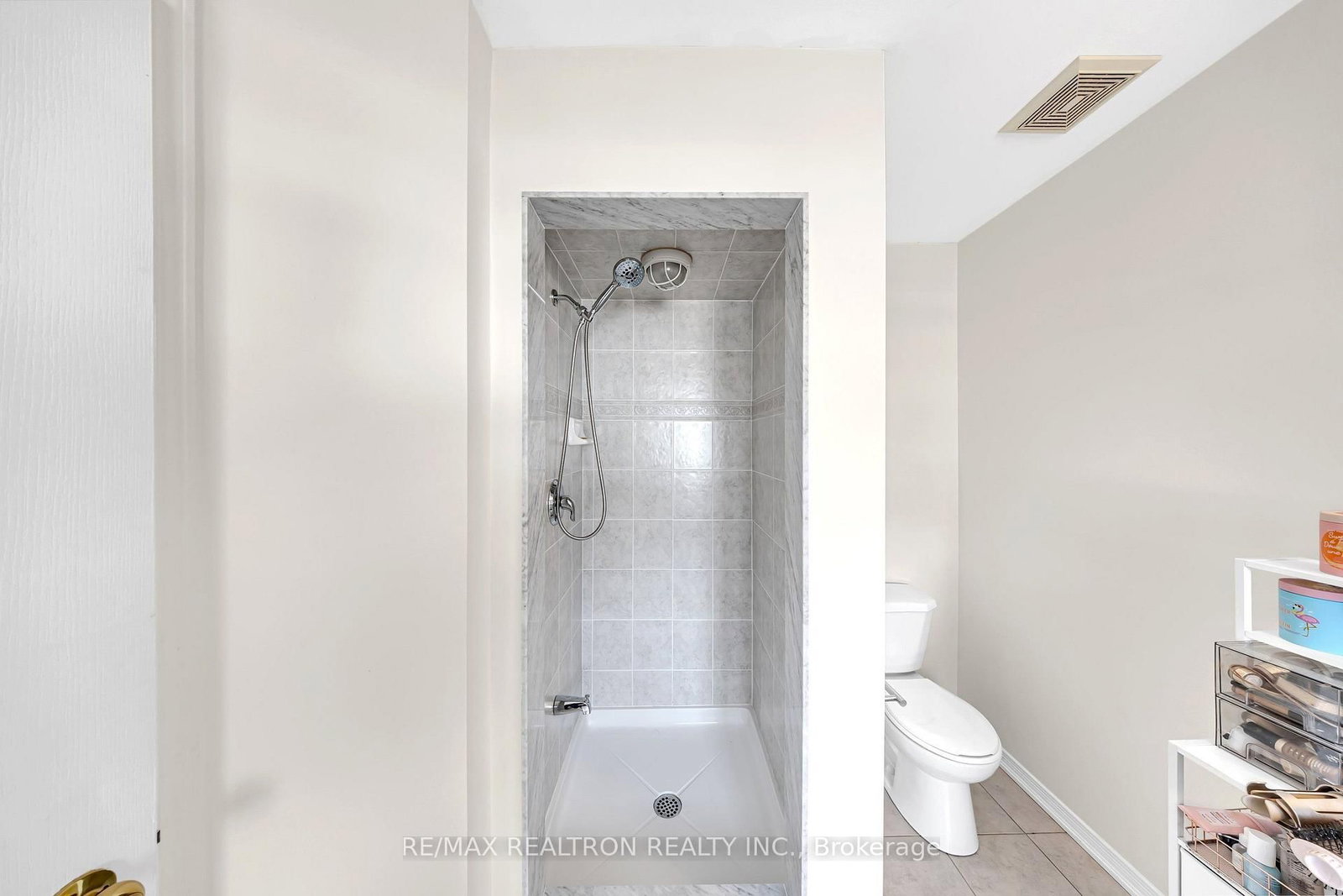 95 Beer Crescent • Ajax, ON photo 19