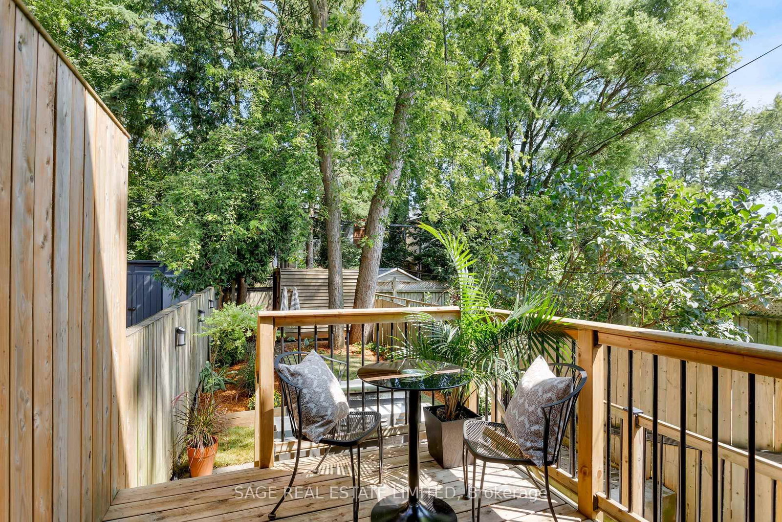 195 Boulton Avenue • Toronto, ON photo 12
