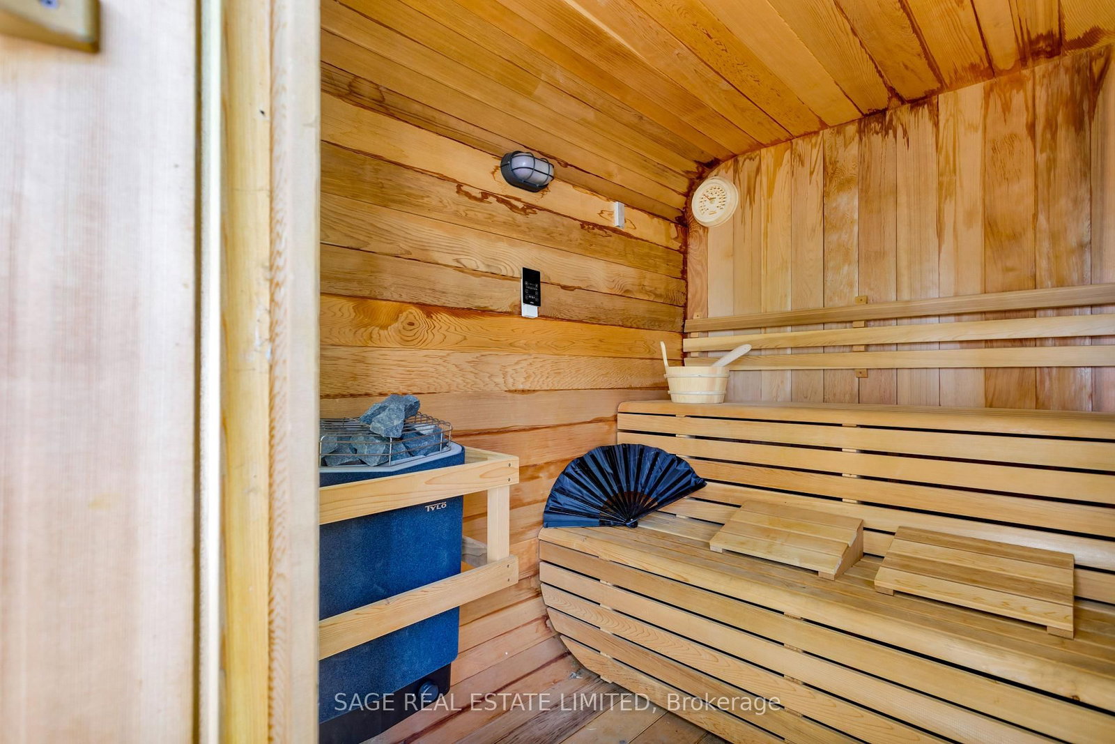195 Boulton Avenue • Toronto, ON photo 18