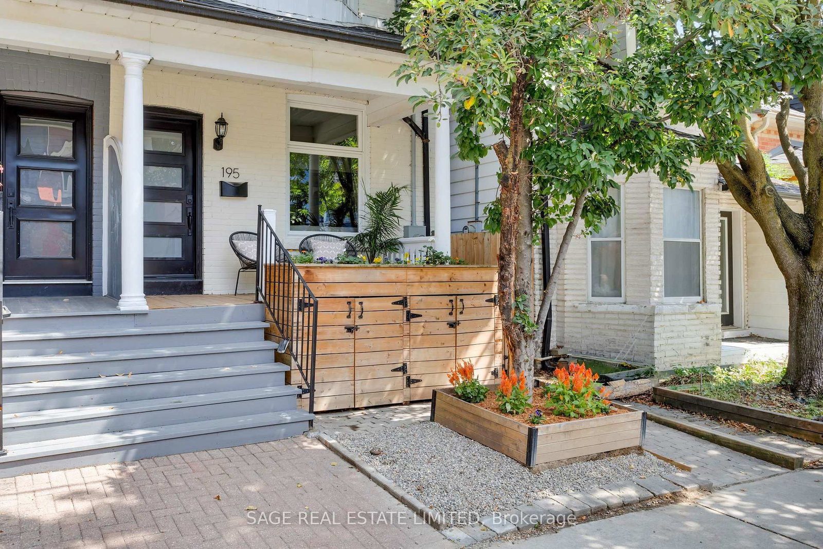 195 Boulton Avenue • Toronto, ON photo 20