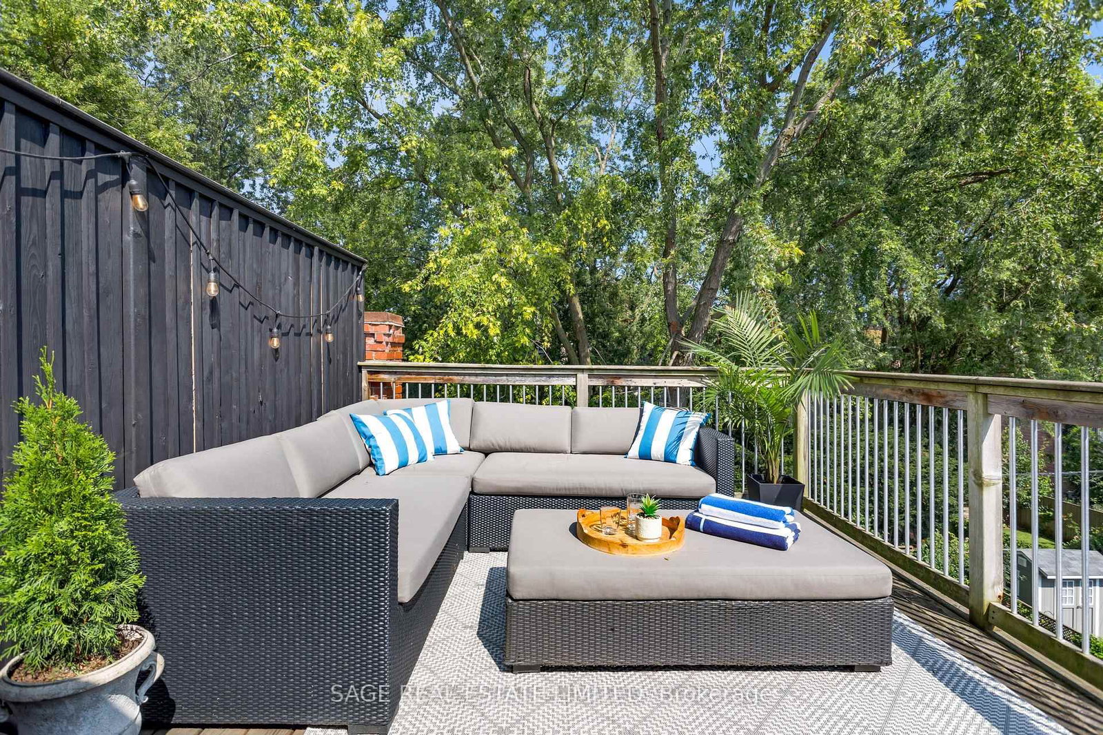 195 Boulton Avenue • Toronto, ON photo 38