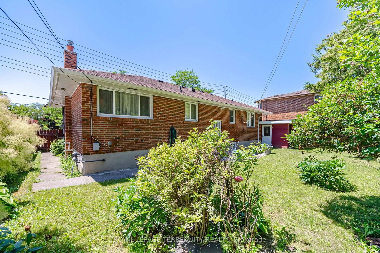 879 Scarborough Golf Club Road • Toronto, ON photo 38