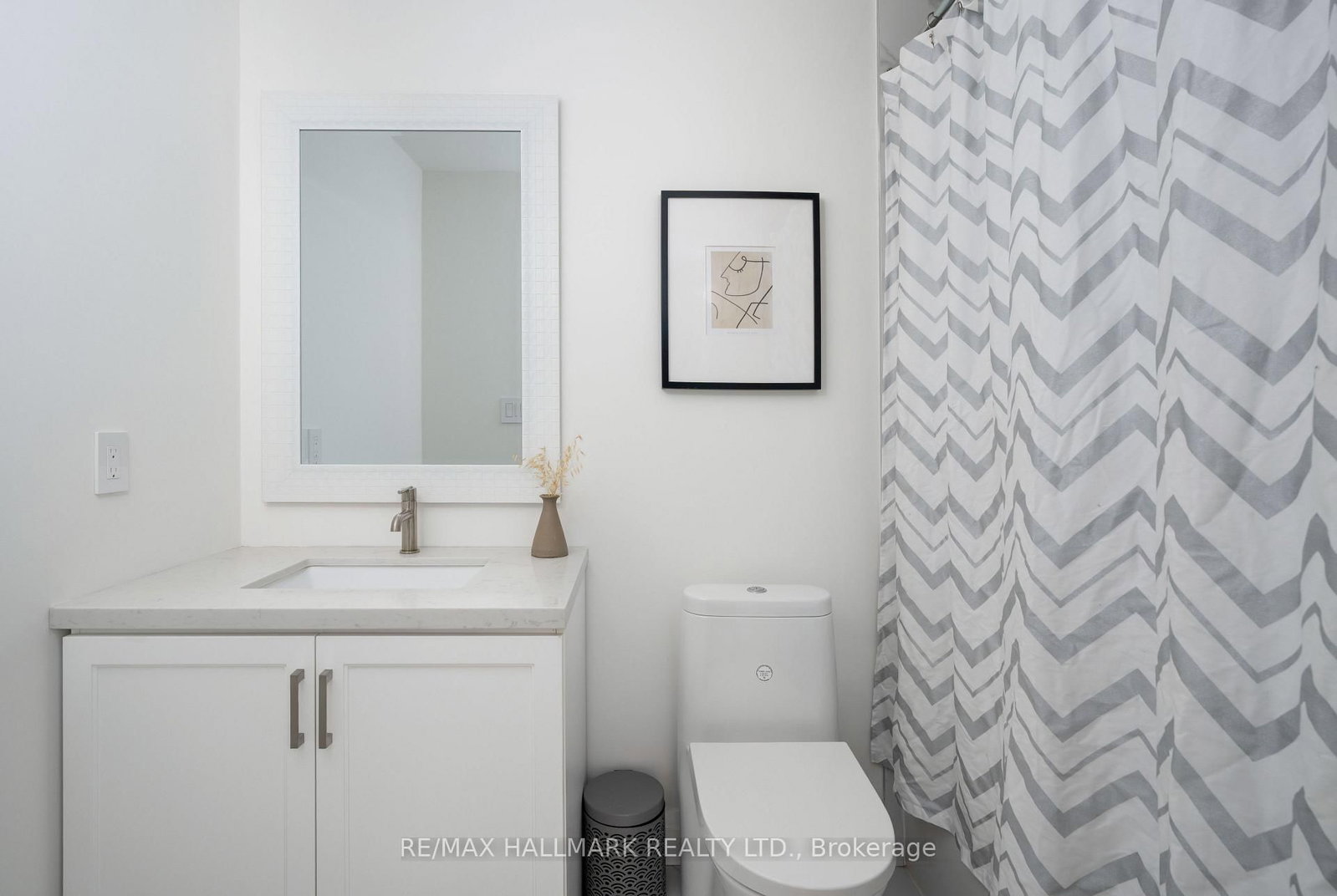 136 Glenwood Crescent • Toronto, ON photo 35