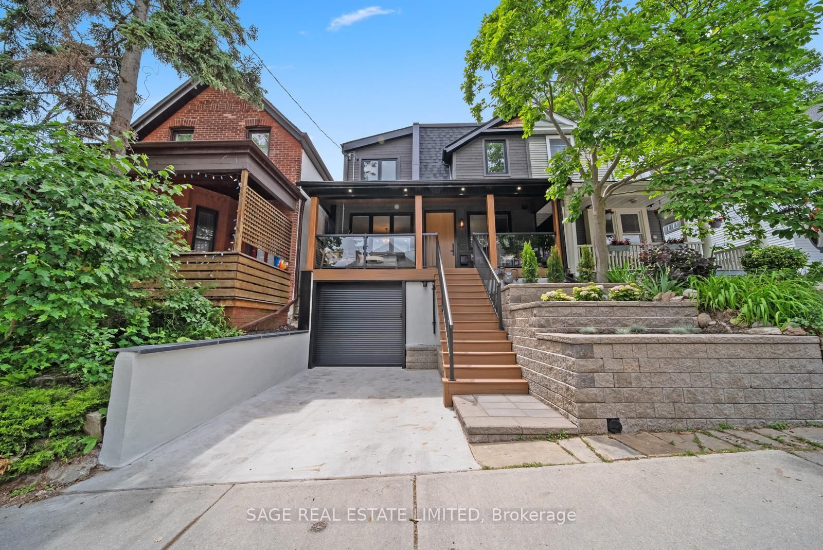 116 Lee Avenue • Toronto, ON photo 1