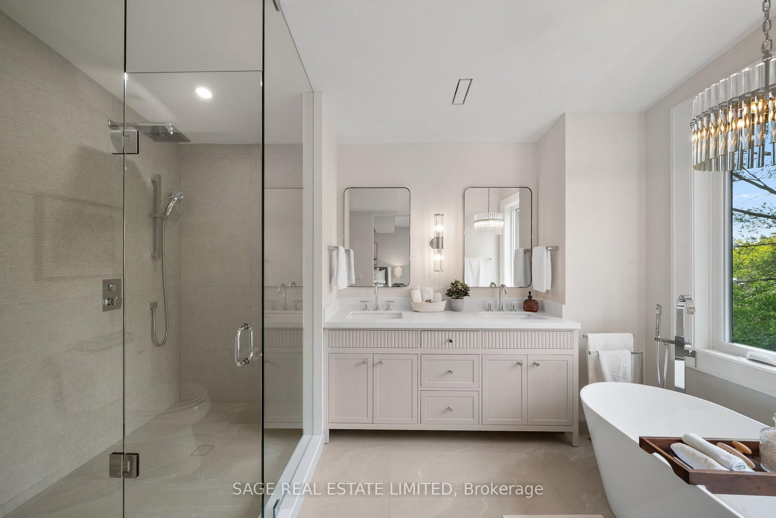 116 Lee Avenue • Toronto, ON photo 22