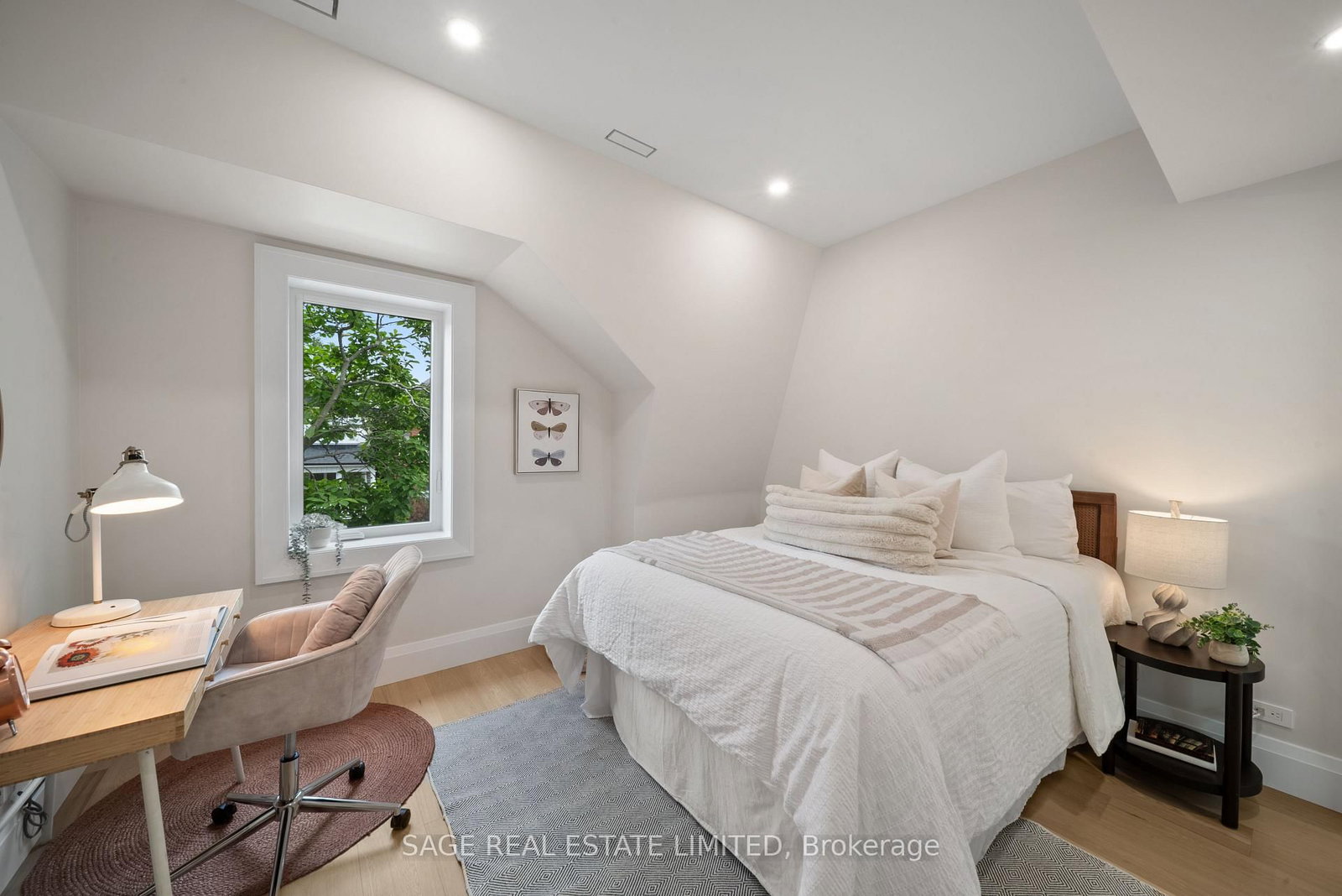 116 Lee Avenue • Toronto, ON photo 25