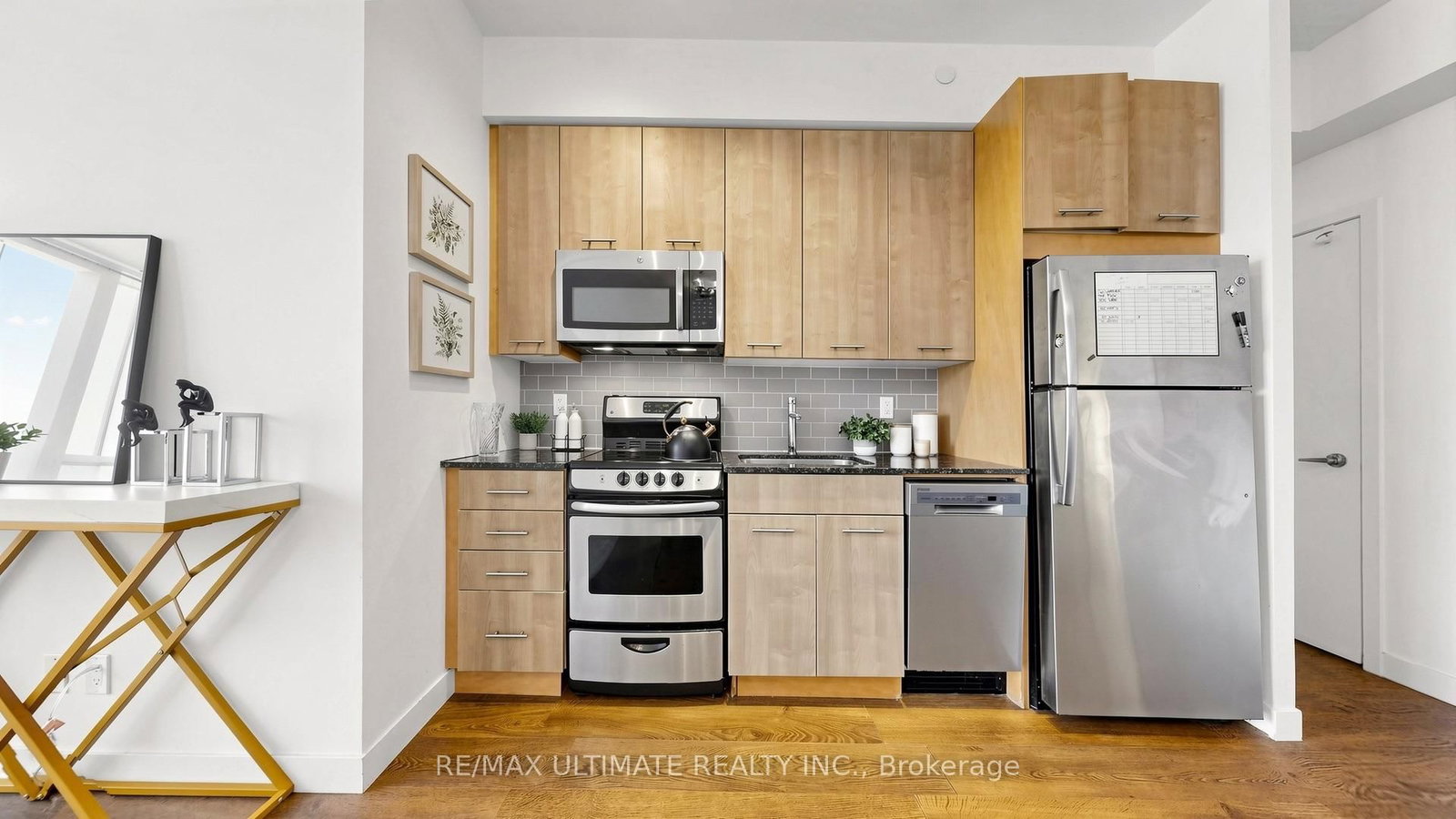 2055 Danforth Avenue • #404 • Toronto, ON photo 24
