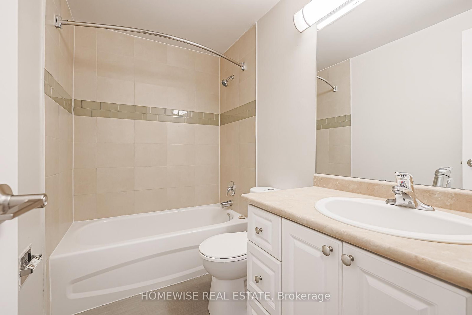 25-560 Waverly St, Oshawa, view 9