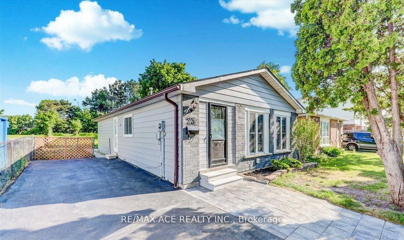 Bsmt - 23 Gemshaw Crescent