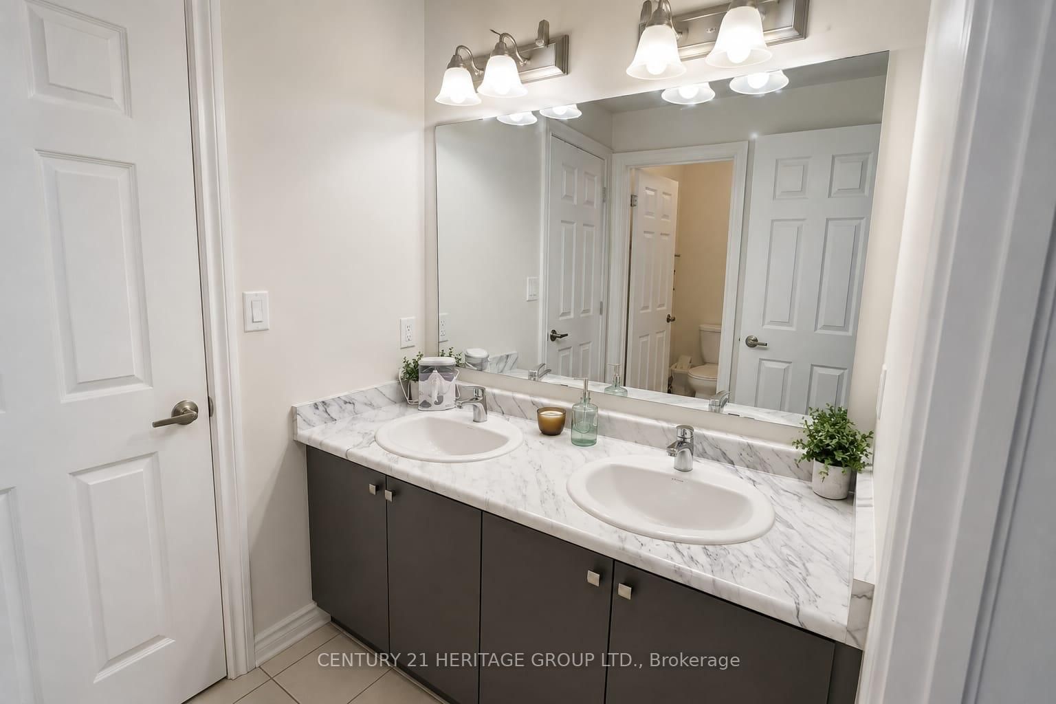 23 Crombie Street • Clarington, ON photo 22