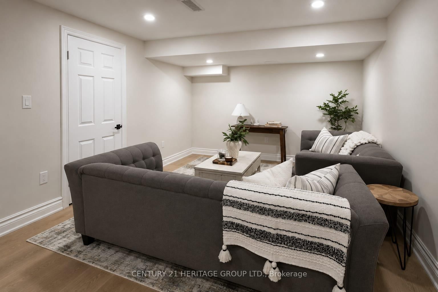 23 Crombie Street • Clarington, ON photo 25