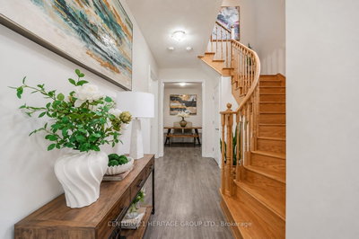 23 Crombie Street • Clarington, ON photo 4