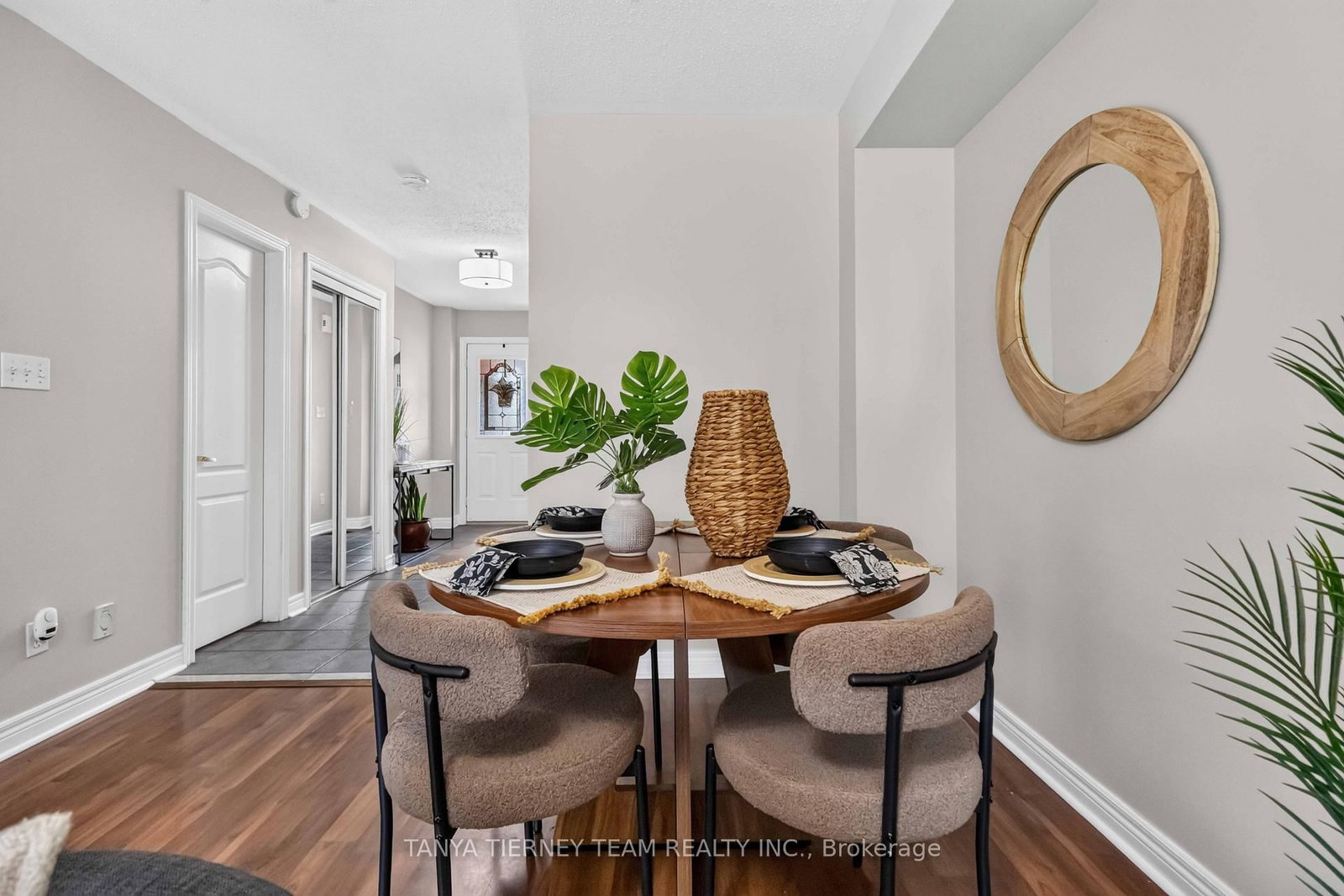 22 Sinden Drive • Whitby, ON photo 11