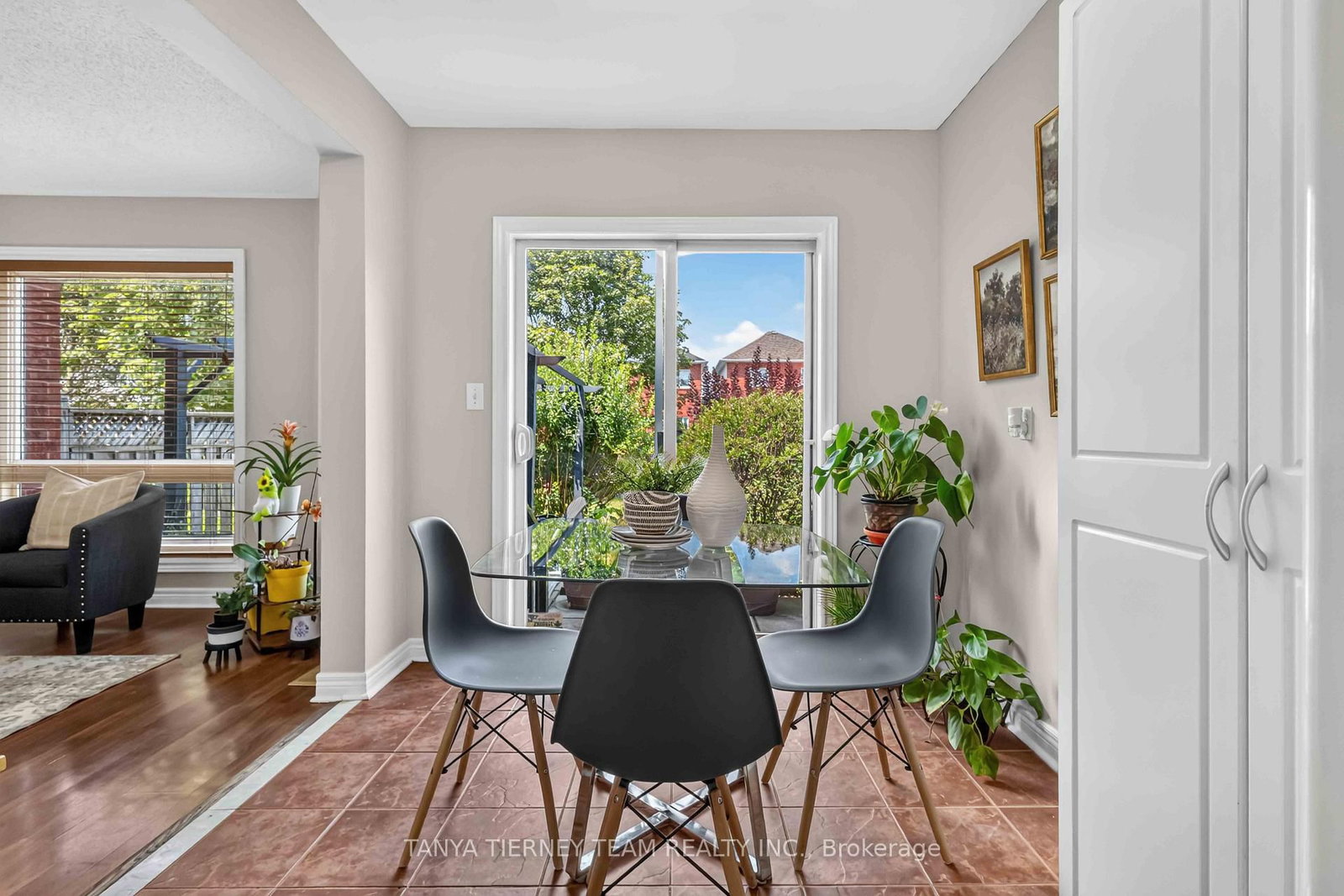 22 Sinden Drive • Whitby, ON photo 21