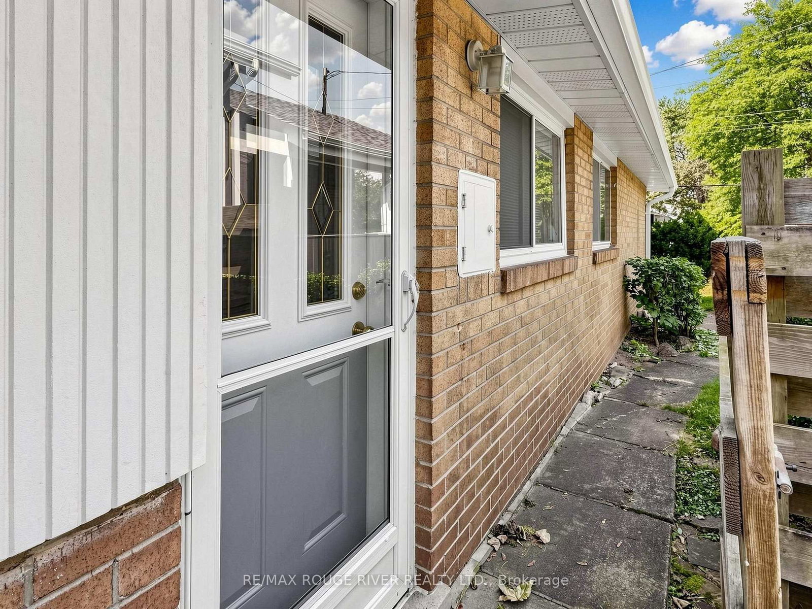 99 Oakley Boulevard • Toronto, ON photo 33