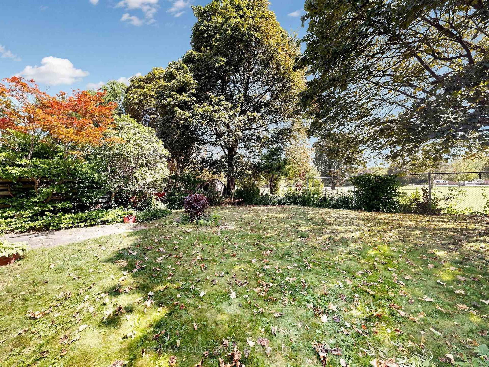 99 Oakley Boulevard • Toronto, ON photo 38
