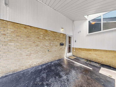 99 Oakley Boulevard • Toronto, ON photo 4