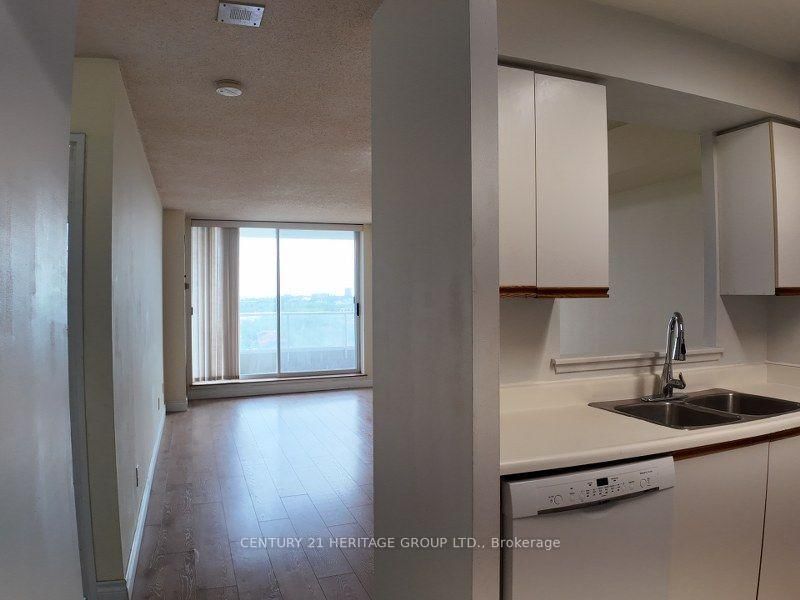 400 McLevin Avenue • #1412 • Toronto, ON photo 3
