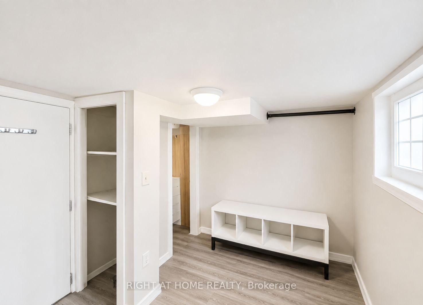 62 Harold St, Oshawa, view 18