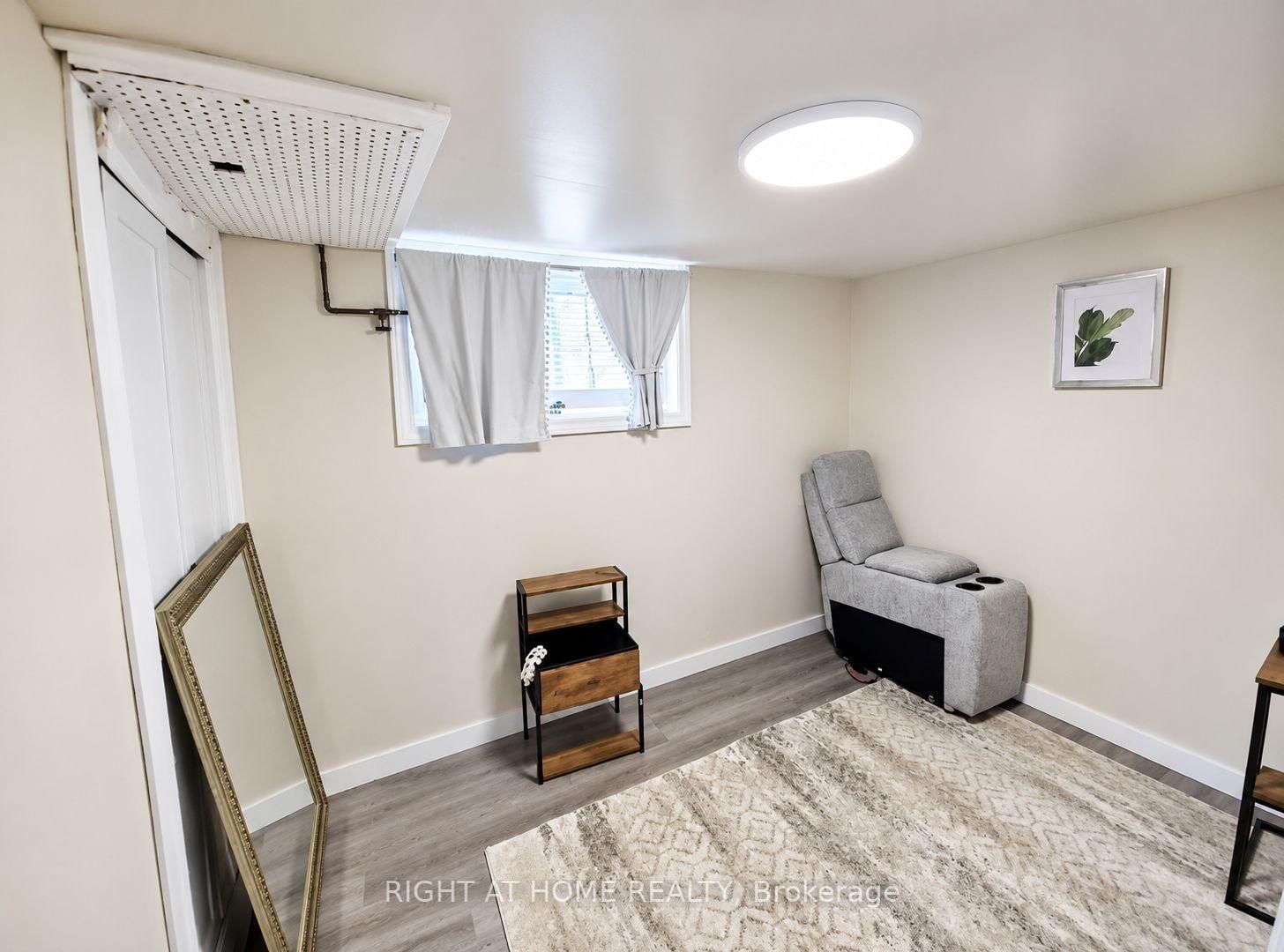 62 Harold St, Oshawa, view 19