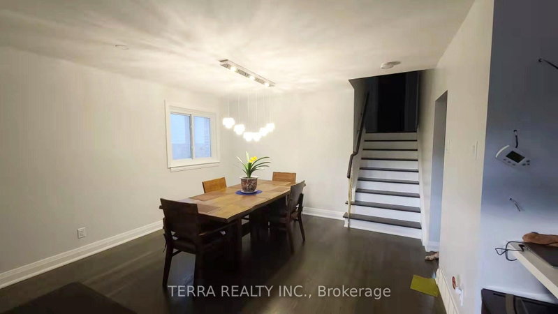 Main Floor - 157 Darlingside Drive