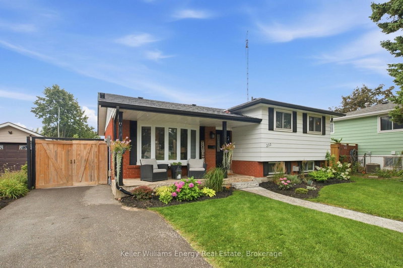 233 Phillip Murray Avenue