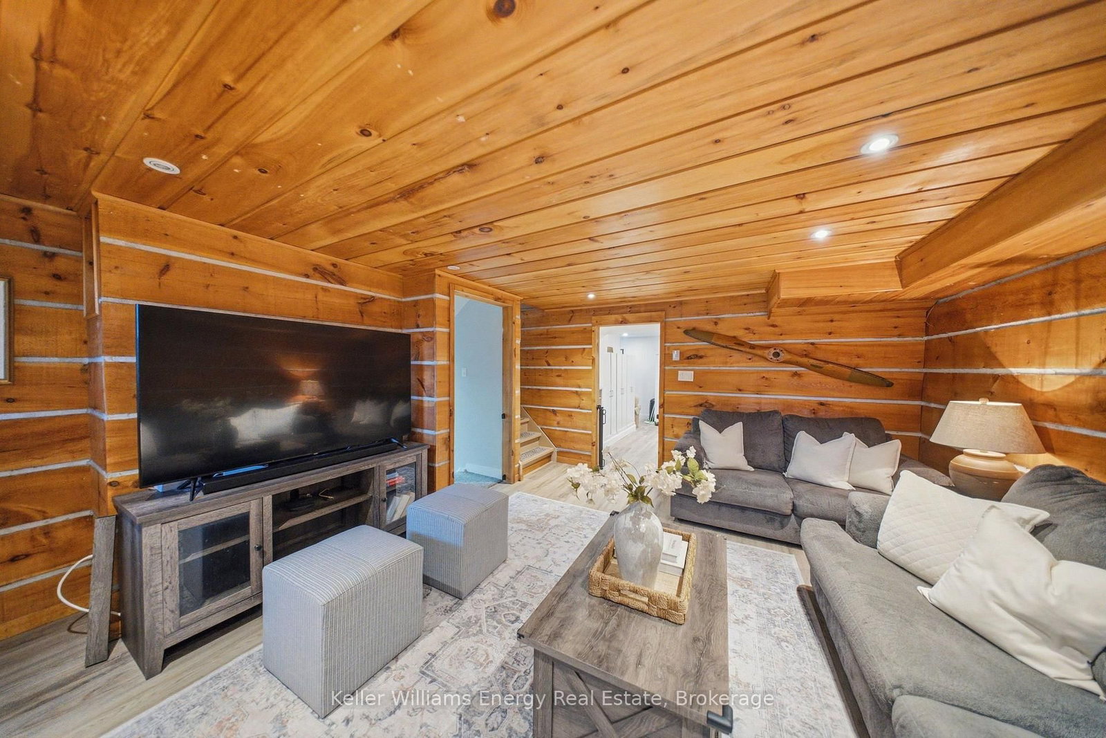 233 Phillip Murray Ave, Oshawa, view 22