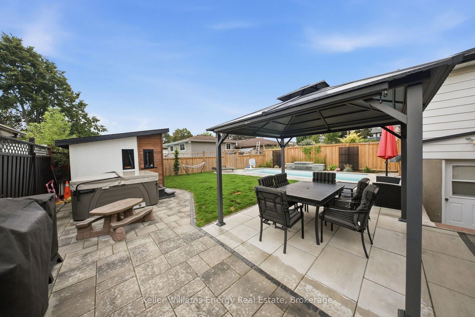 233 Phillip Murray Ave, Oshawa, view 40