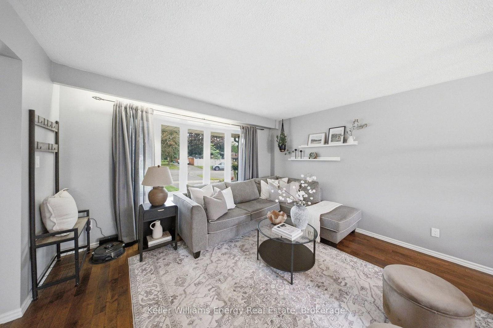 233 Phillip Murray Ave, Oshawa, view 6