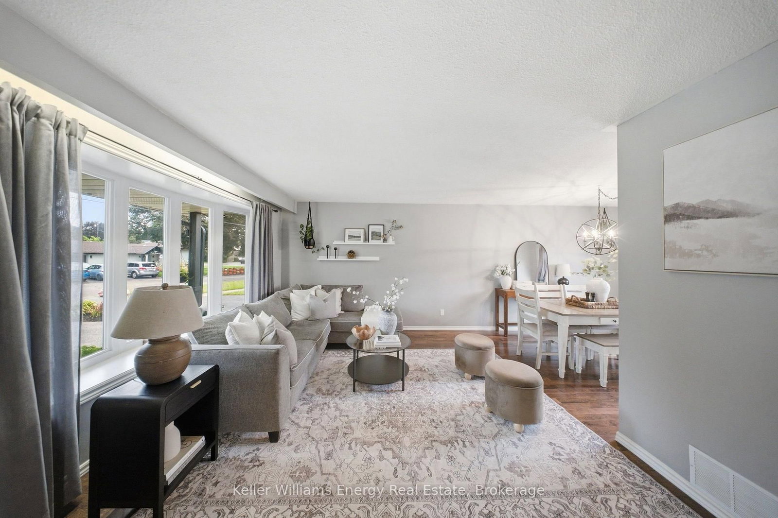 233 Phillip Murray Ave, Oshawa, view 8