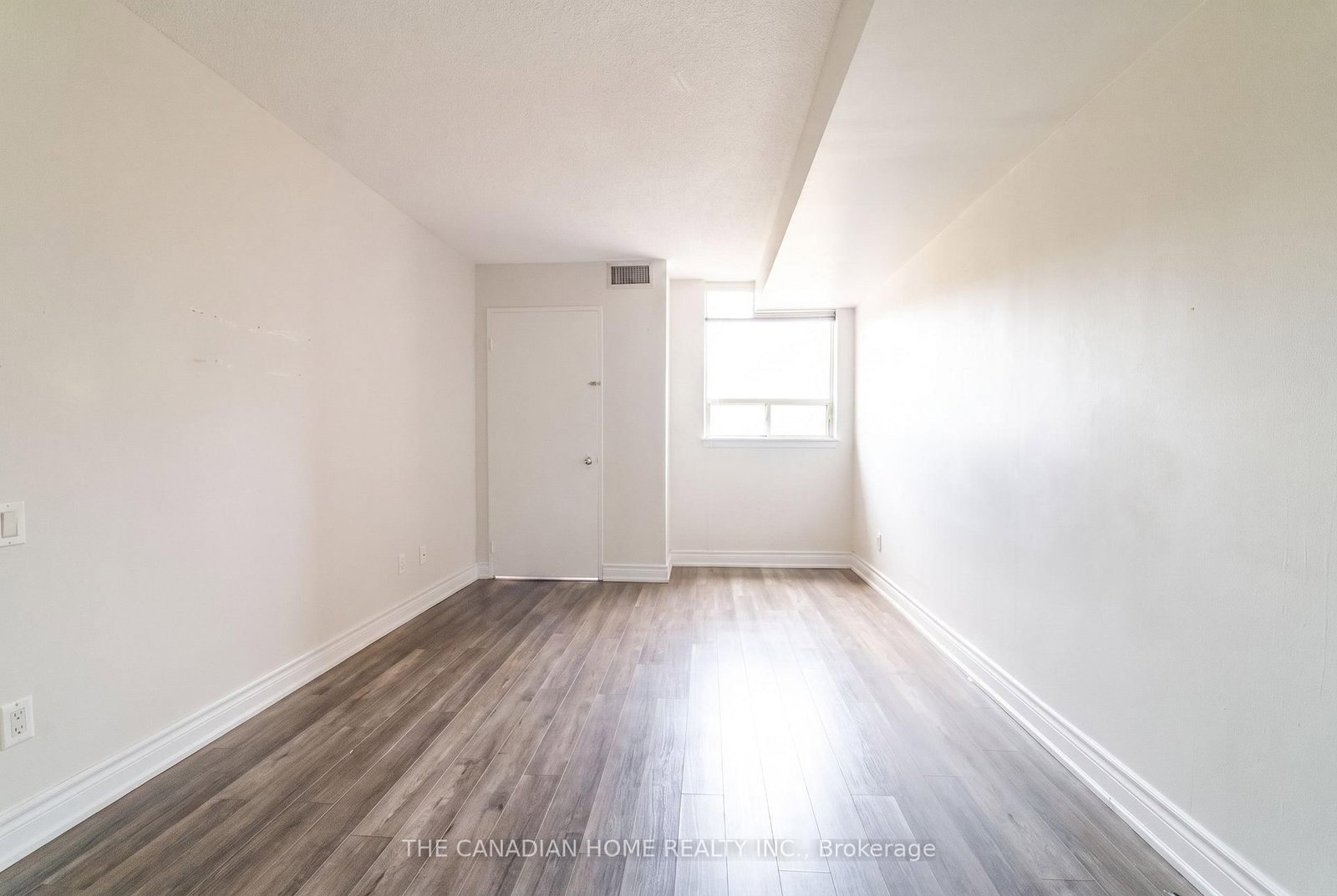 2466 Eglinton Avenue E • #214 • Toronto, ON photo 12