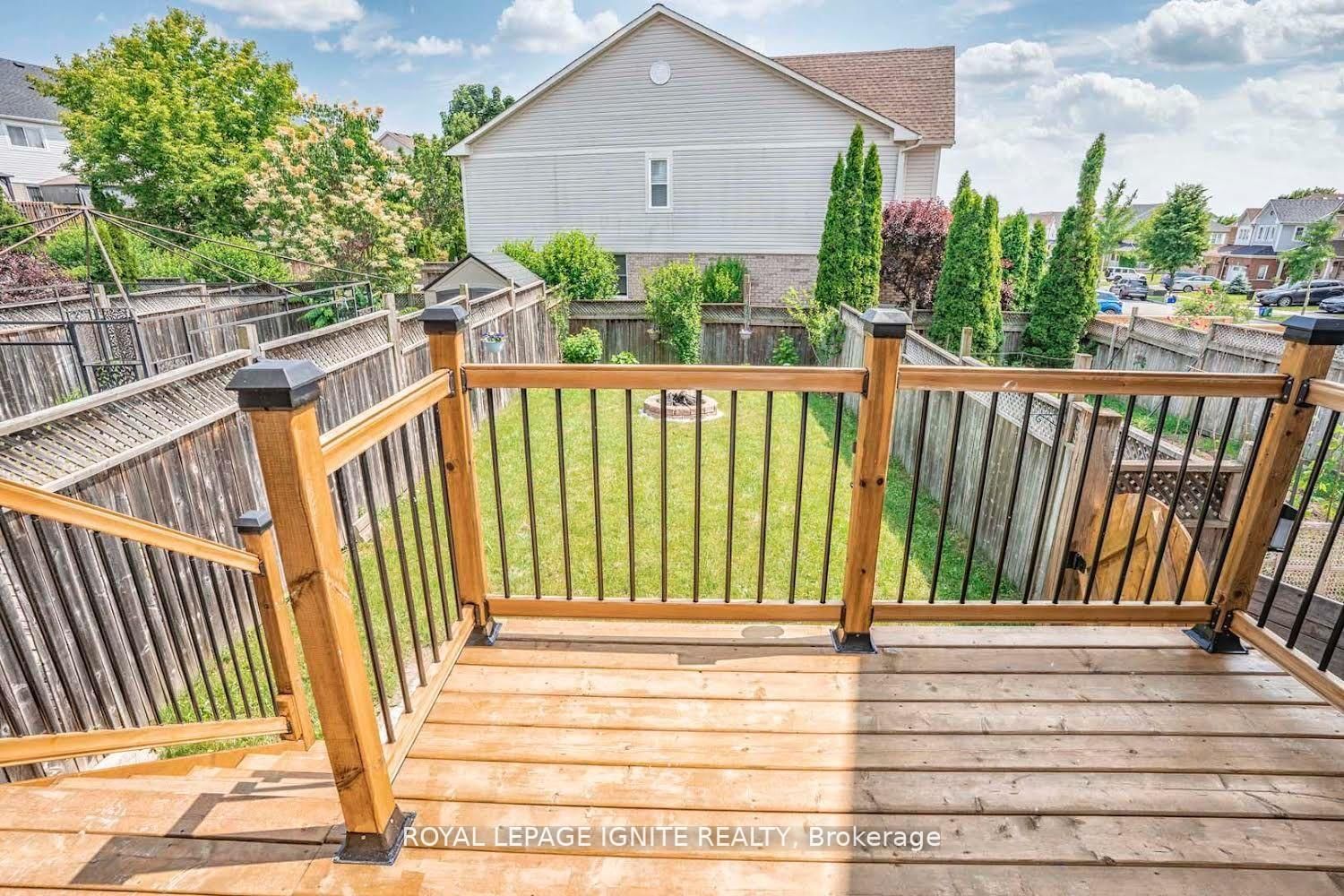 172 Kirkland Pl, Whitby, view 15