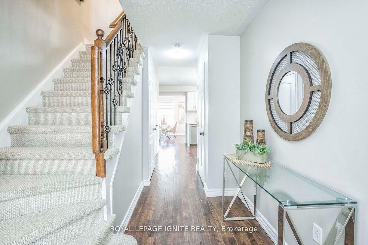 172 Kirkland Pl, Whitby, view 3