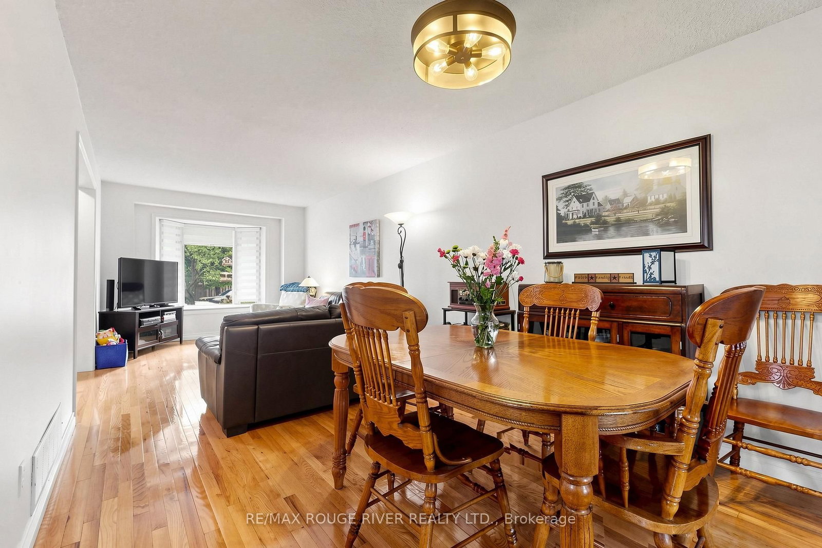 49 Gilmour Drive • Ajax, ON photo 9