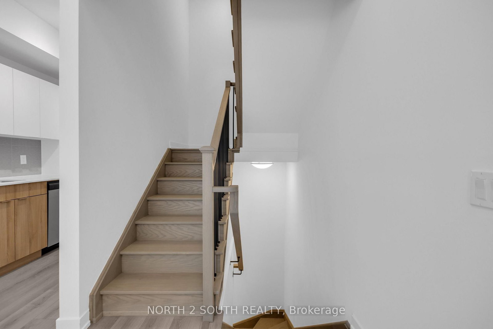 3079 Pharmacy Avenue • #27 • Toronto, ON photo 9