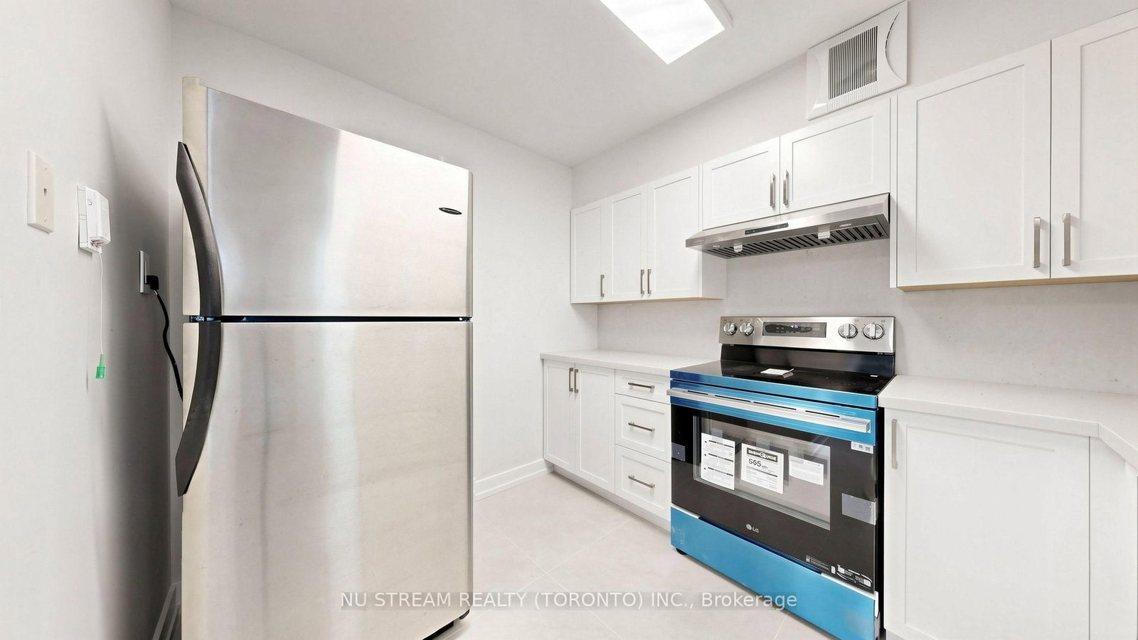 175 Bamburgh Circle • ##1105 • Toronto, ON photo 21