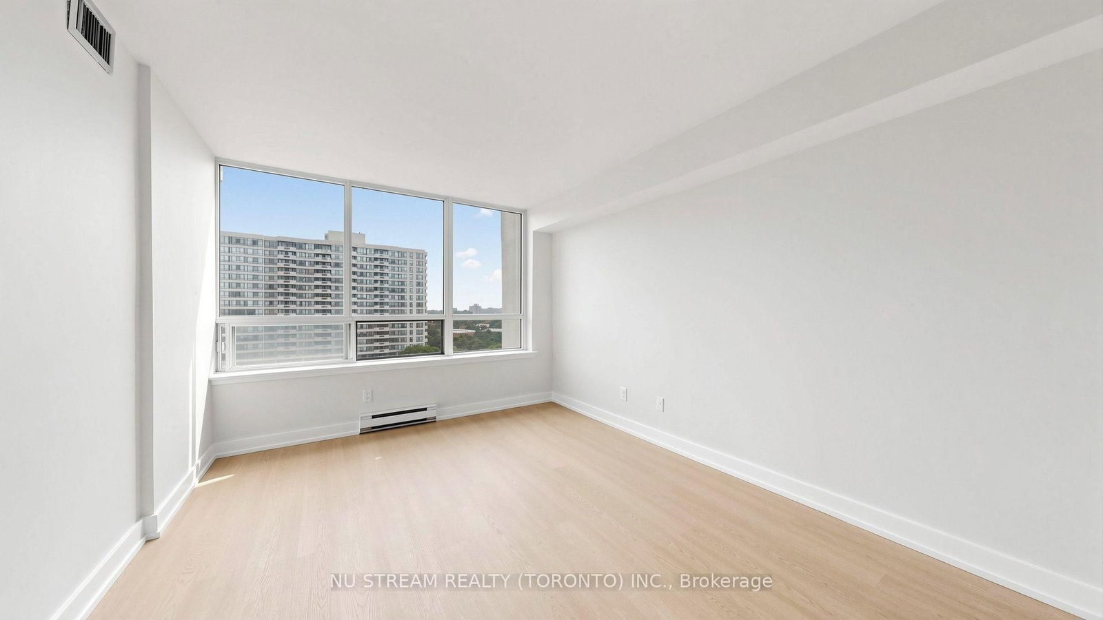 175 Bamburgh Circle • ##1105 • Toronto, ON photo 23