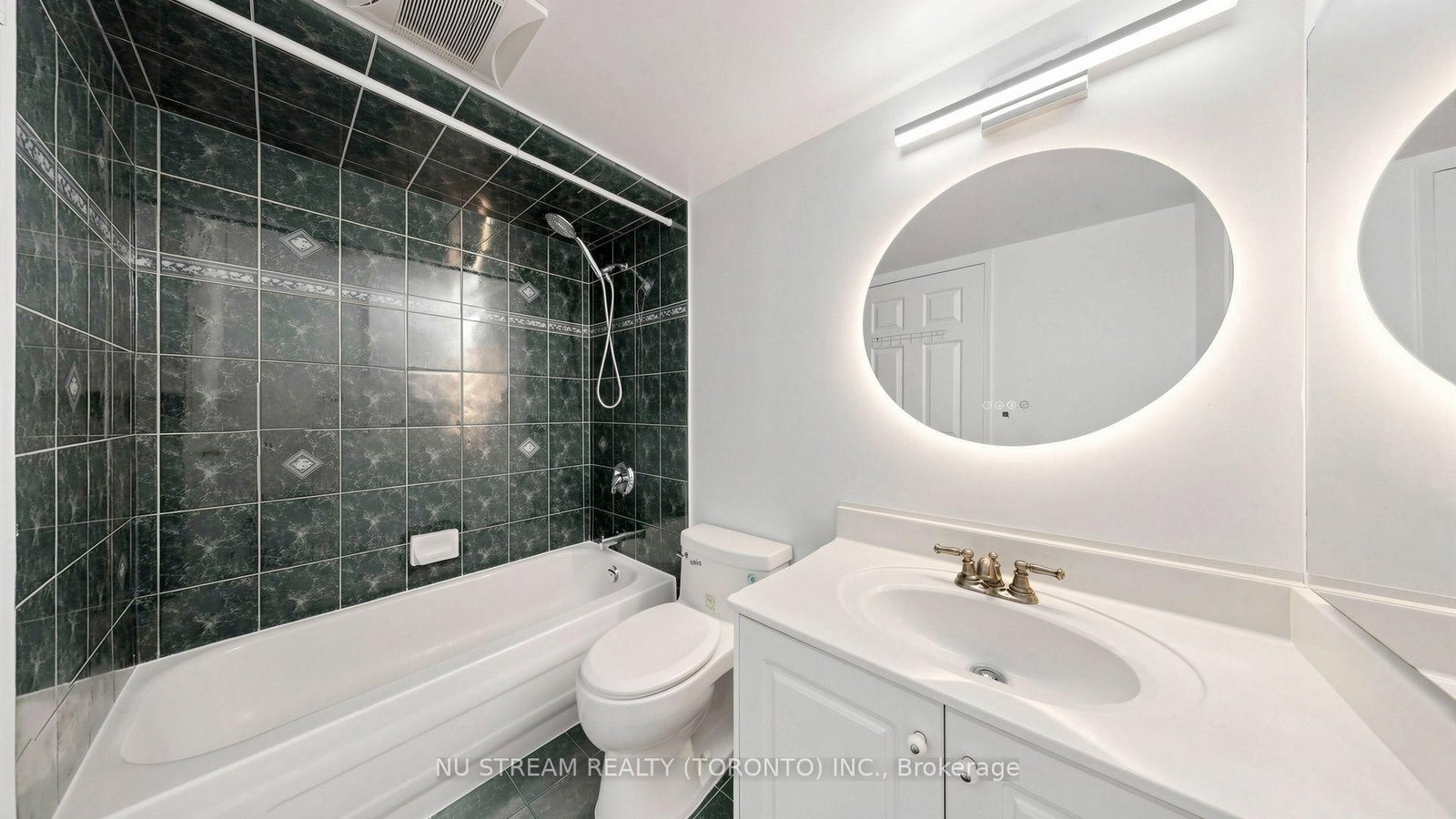 175 Bamburgh Circle • ##1105 • Toronto, ON photo 27