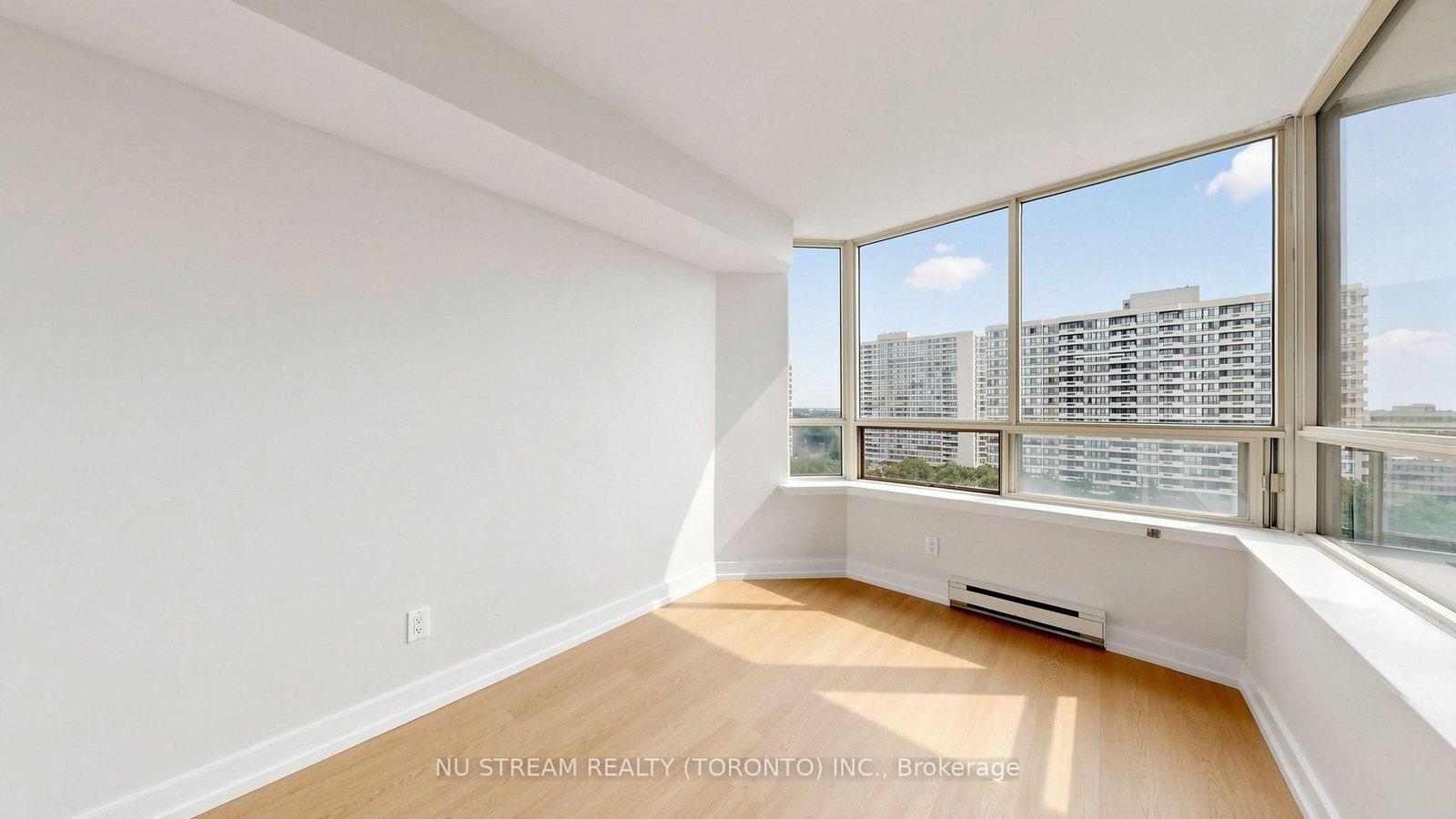 175 Bamburgh Circle • ##1105 • Toronto, ON photo 28