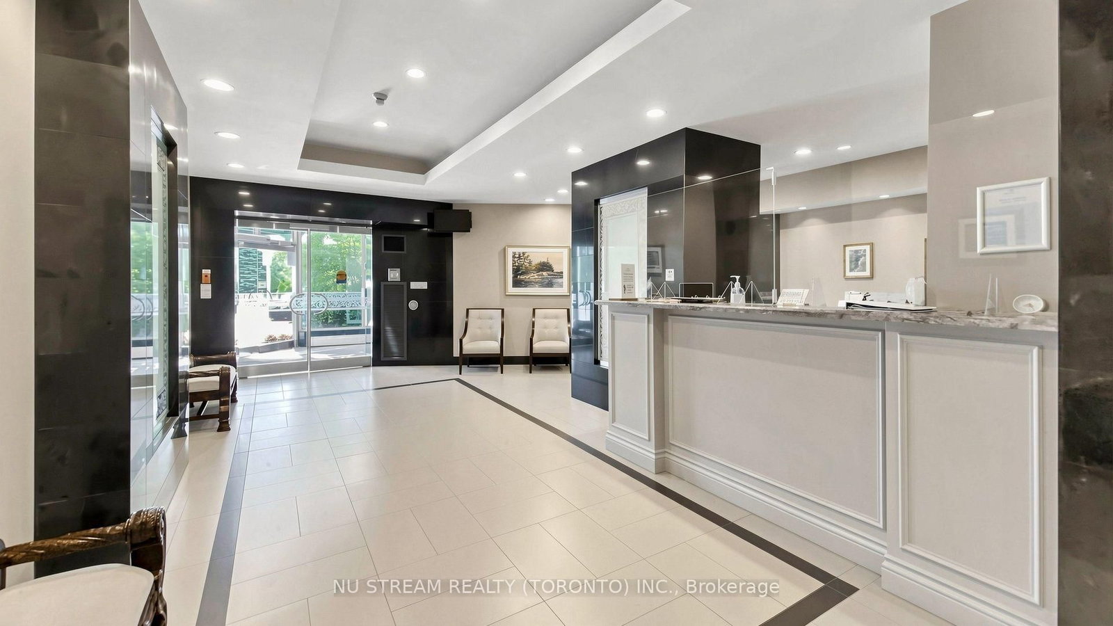175 Bamburgh Circle • ##1105 • Toronto, ON photo 8
