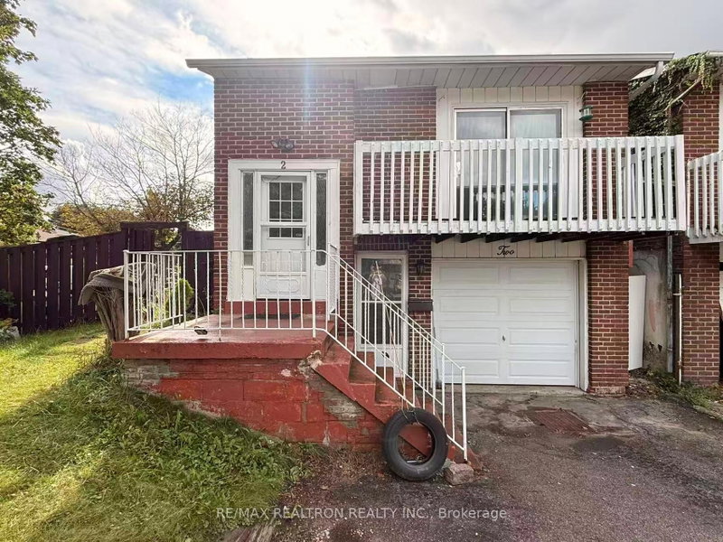 Upper - 2 Plum Brook Crescent