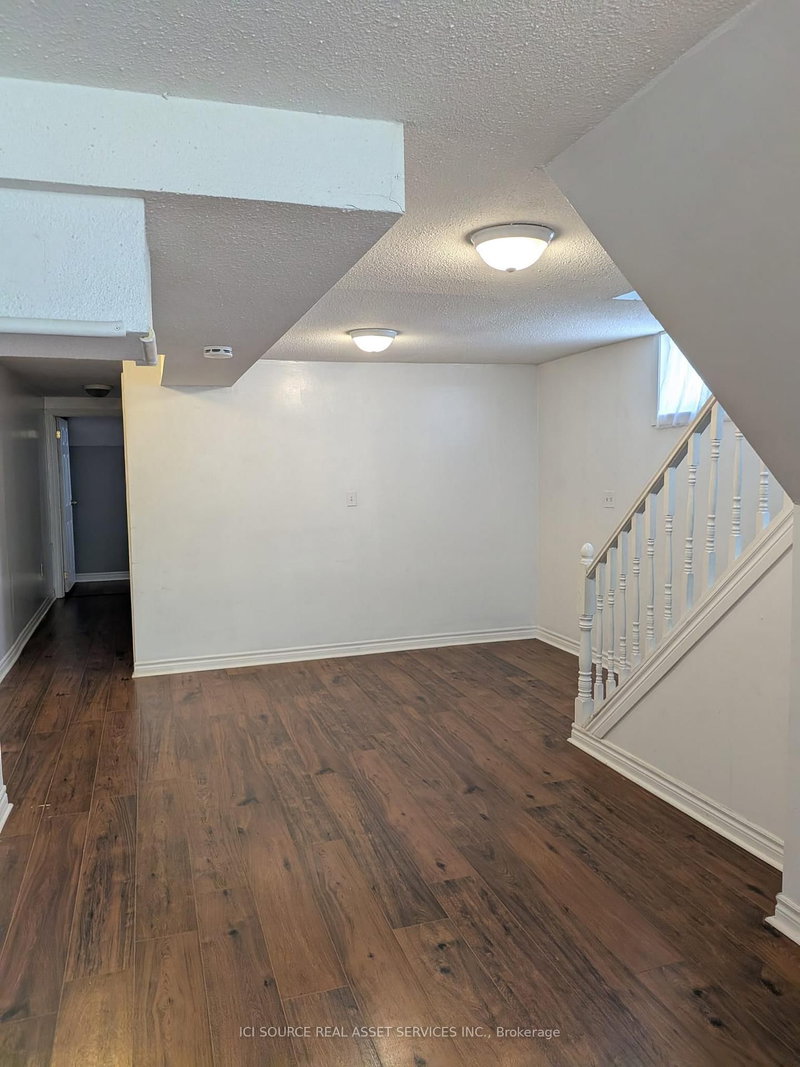 Lower - 61 Darlingside Drive