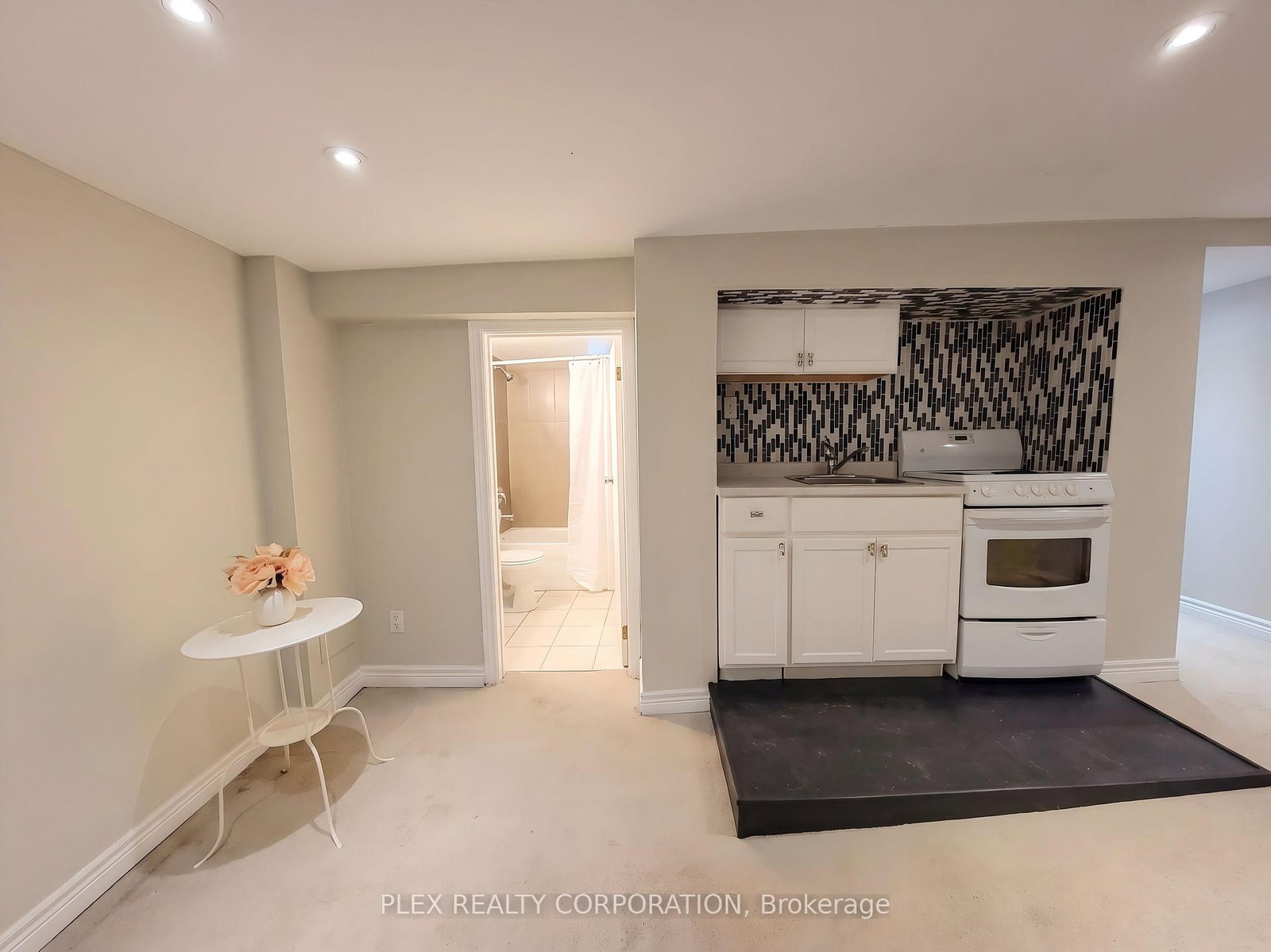 357 Victoria Park Avenue • Toronto, ON photo 12