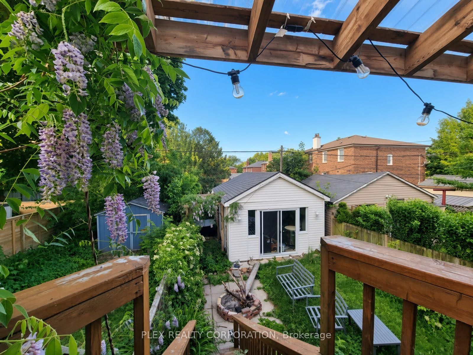 357 Victoria Park Avenue • Toronto, ON photo 16