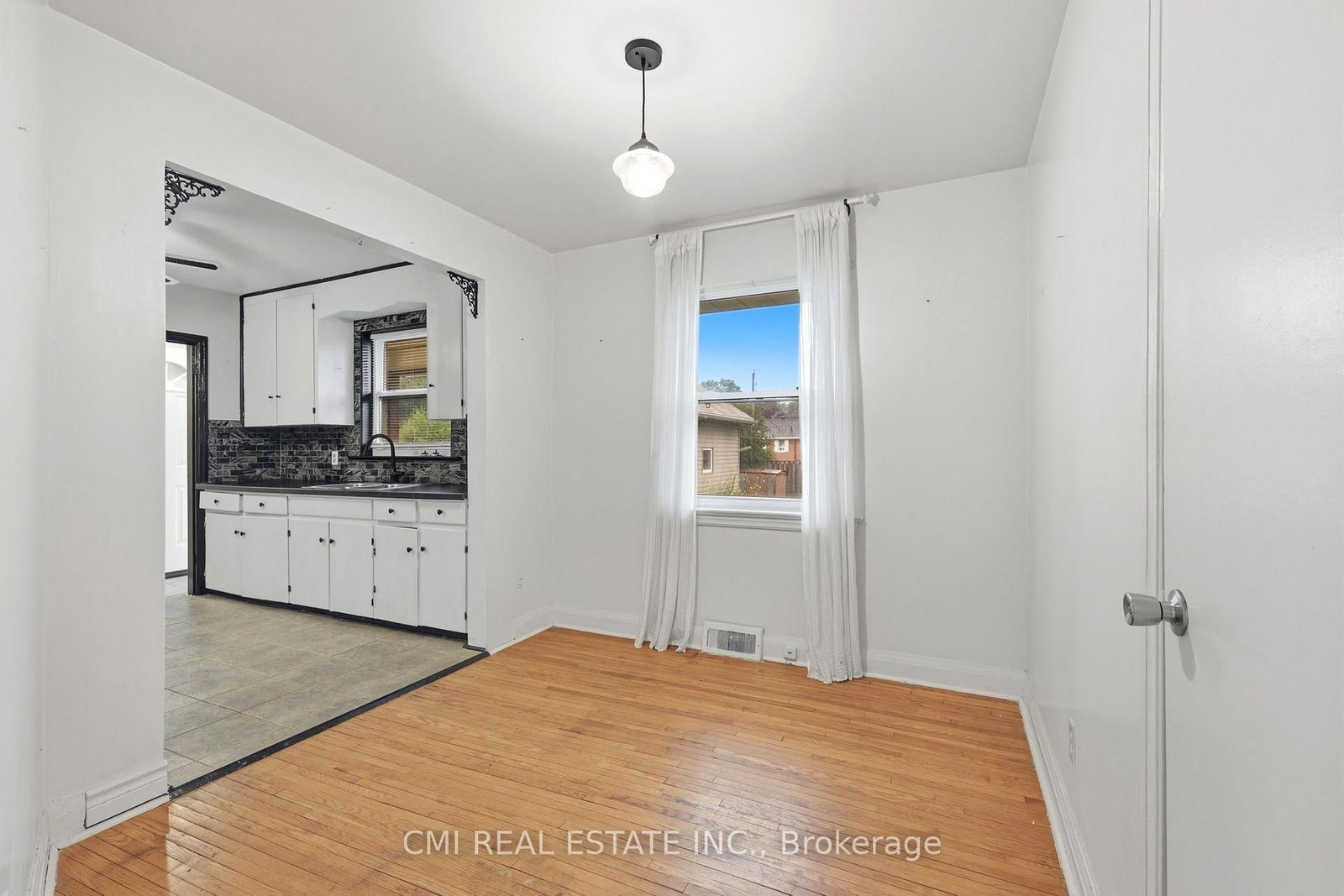 494 Annapolis Avenue • Oshawa, ON photo 10