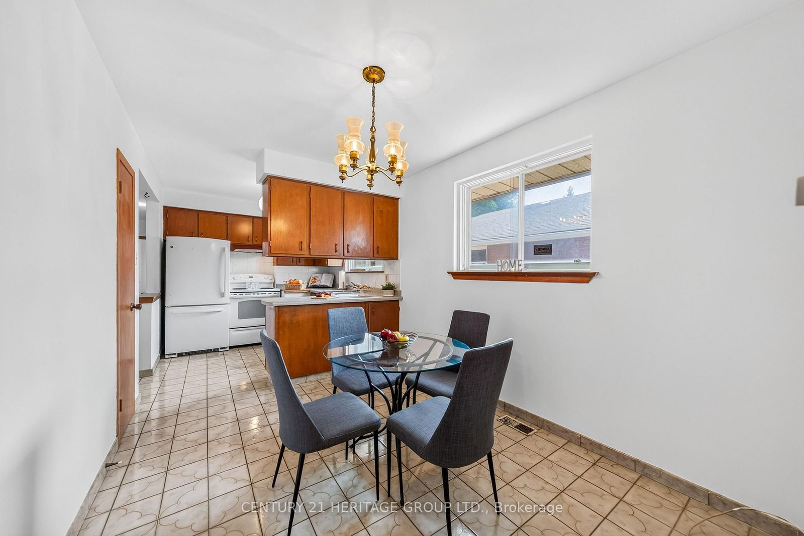 33 Jeanette Street • Toronto, ON photo 11